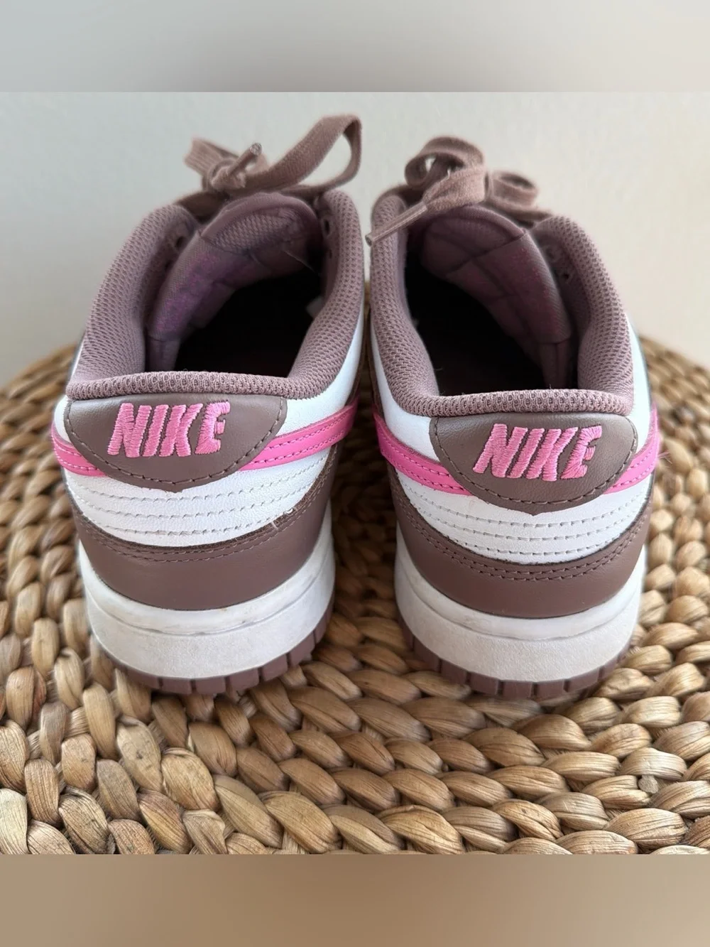 Nike low dunks
